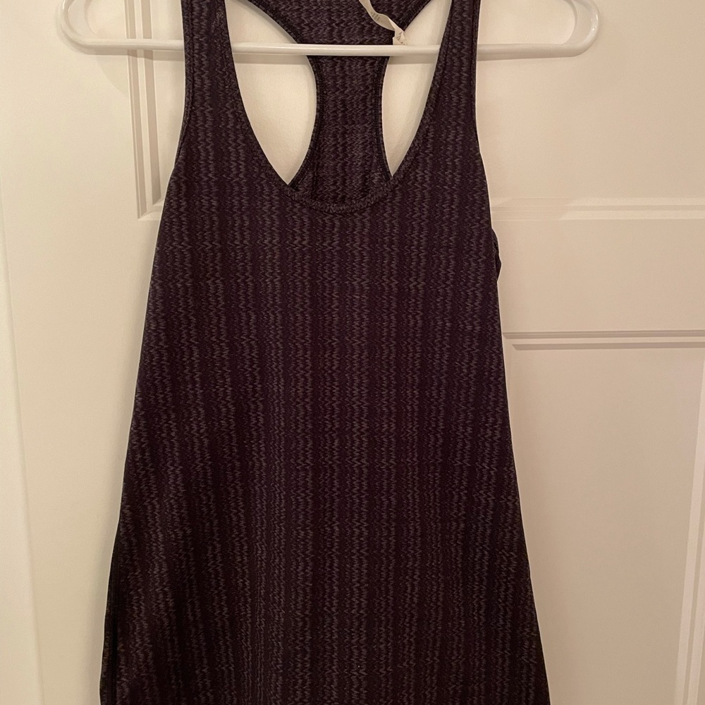 Lululemon tank top